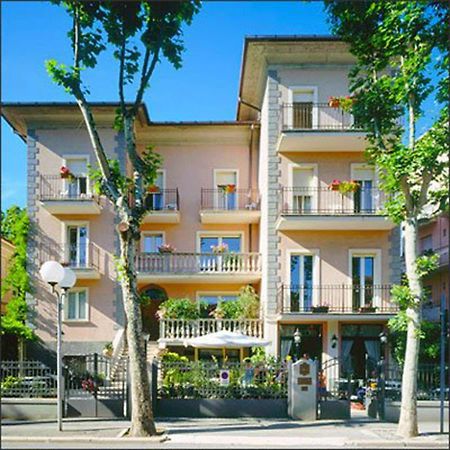 Hotel Berlino Cattolica Zewnętrze zdjęcie