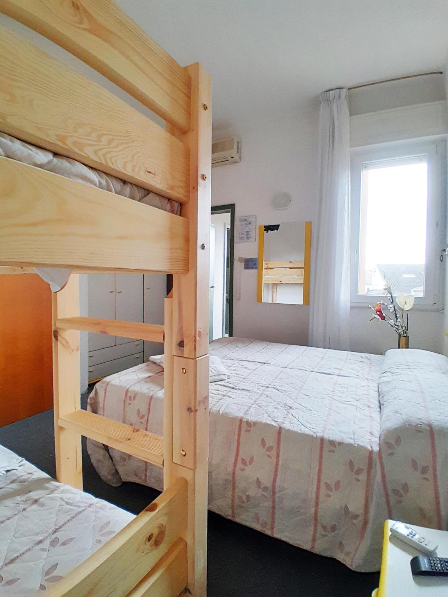 Hotel Berlino Cattolica Pokój zdjęcie